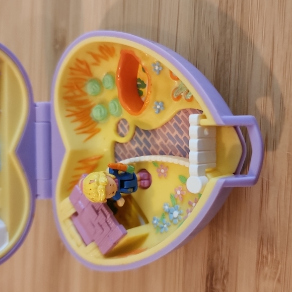 Polly Pocket Pet Parade Pretty Bunnies Vintage 1993 Bluebird Toys - Picture 4 of 7